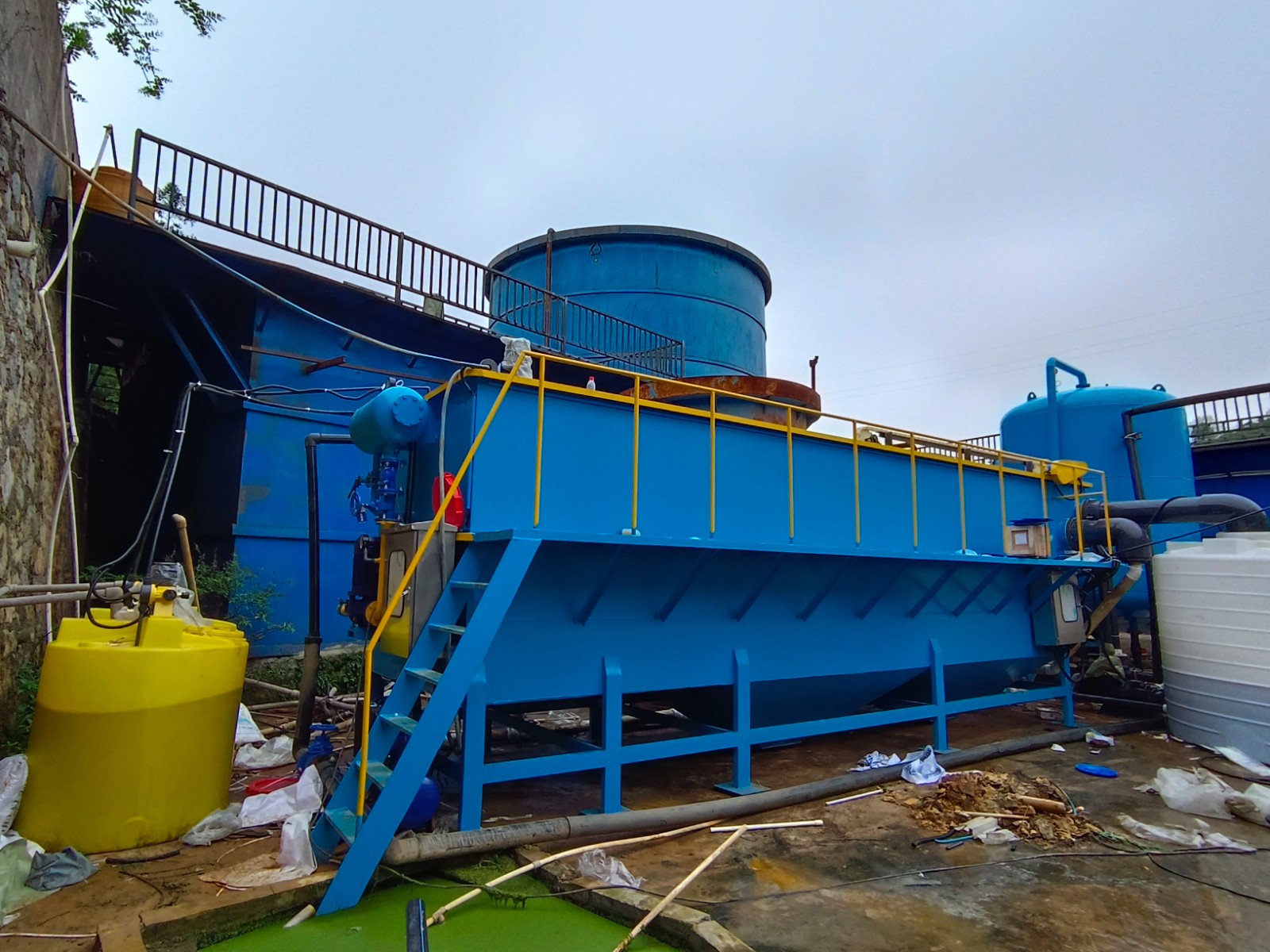 <a href='http://m.sujiaofangsu.com/' target='_blank' title='氣浮機'><strong>氣浮機</strong></a>，高效<a href='http://m.sujiaofangsu.com/' target='_blank' title='氣浮機'><strong>氣浮機</strong></a>，溶氣氣浮機，氣浮機安裝現場
